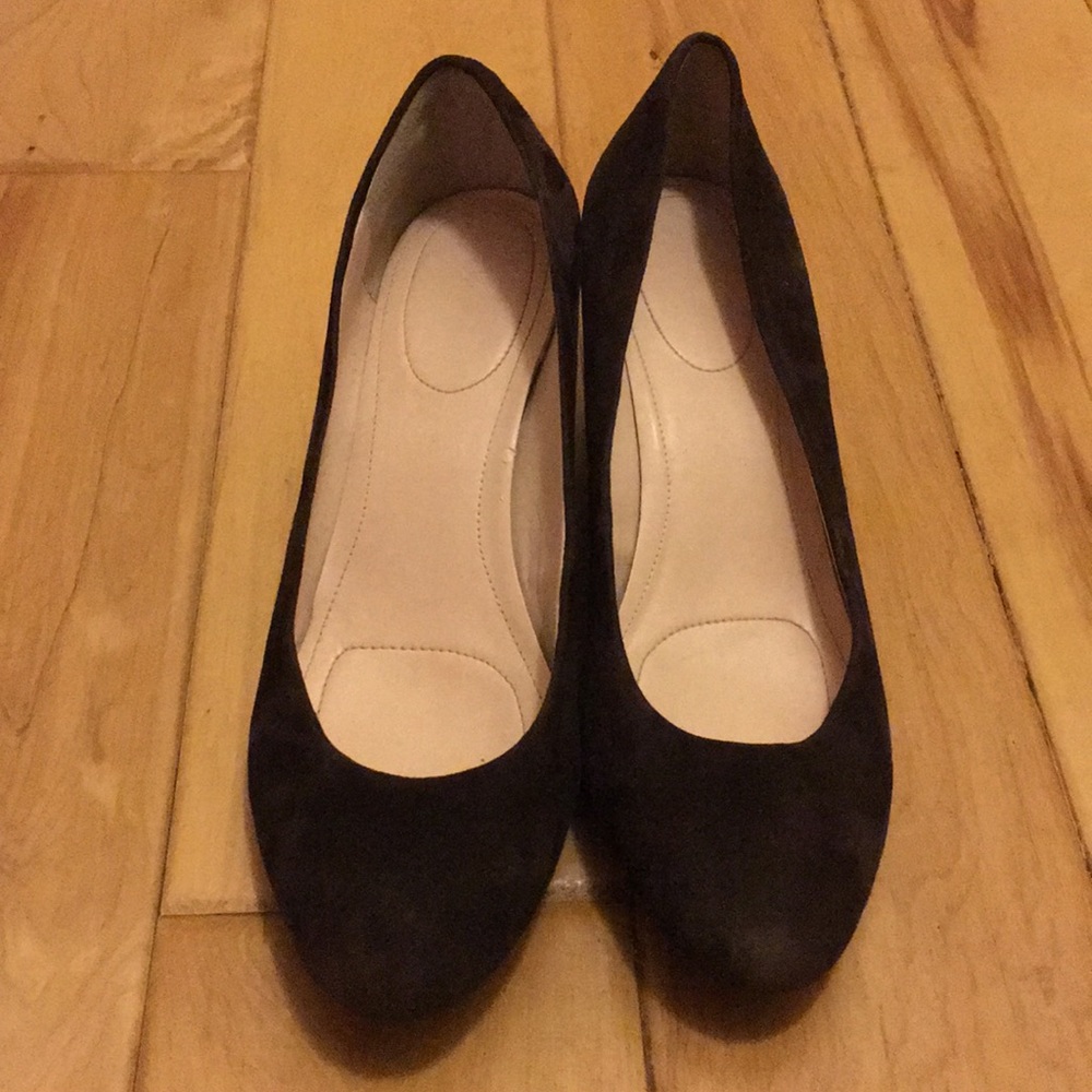 Calvin Klein Brown Suede wedge